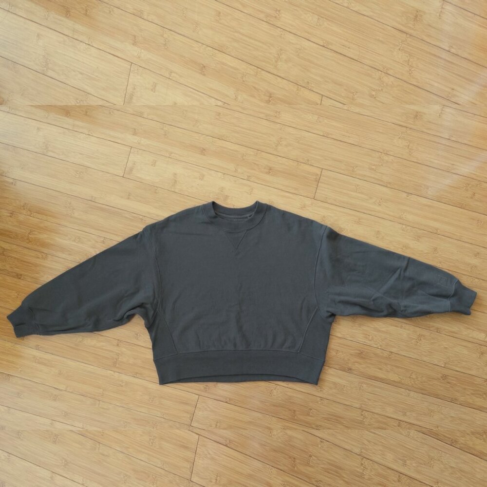 Uniqlo JW Anderson Boxy Sweatshirt Dark Gray Cotton Logo Crew Neck size S M - Picture 2 of 7